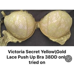 Victoria Secret Yellow Gold 38DD Lace Bra, Never Worn
